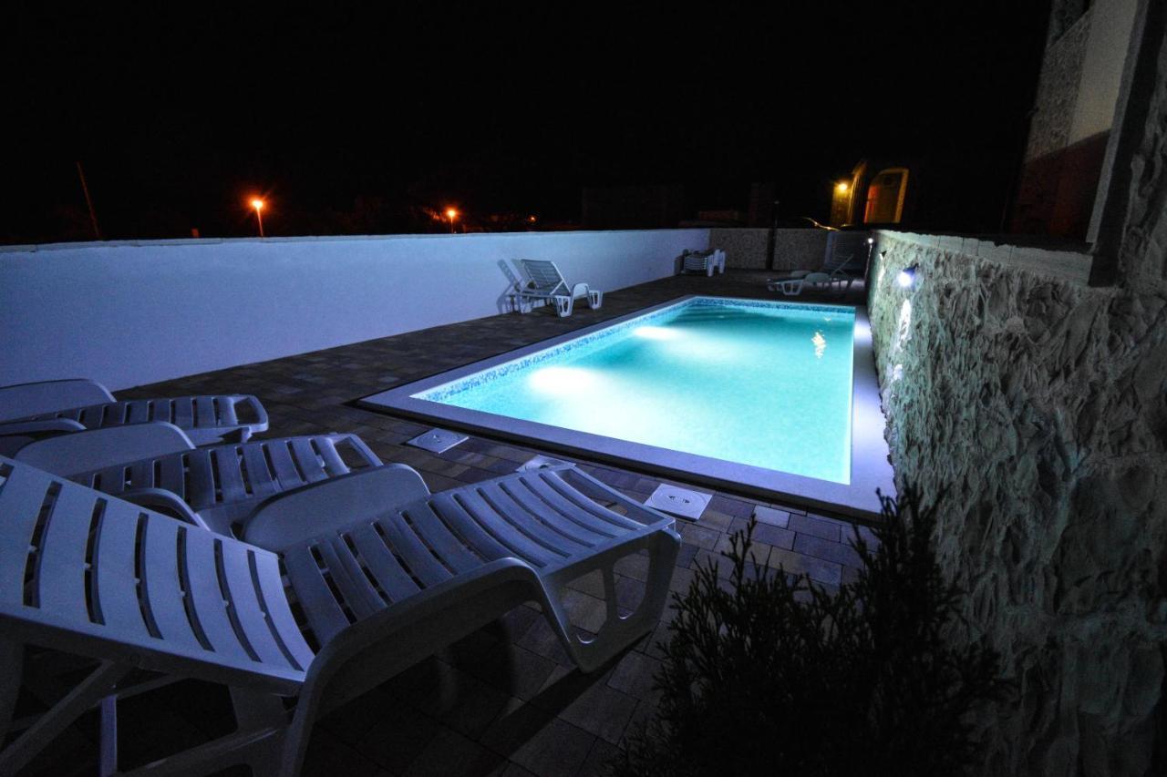Apartmani Lukic Vir Dış mekan fotoğraf