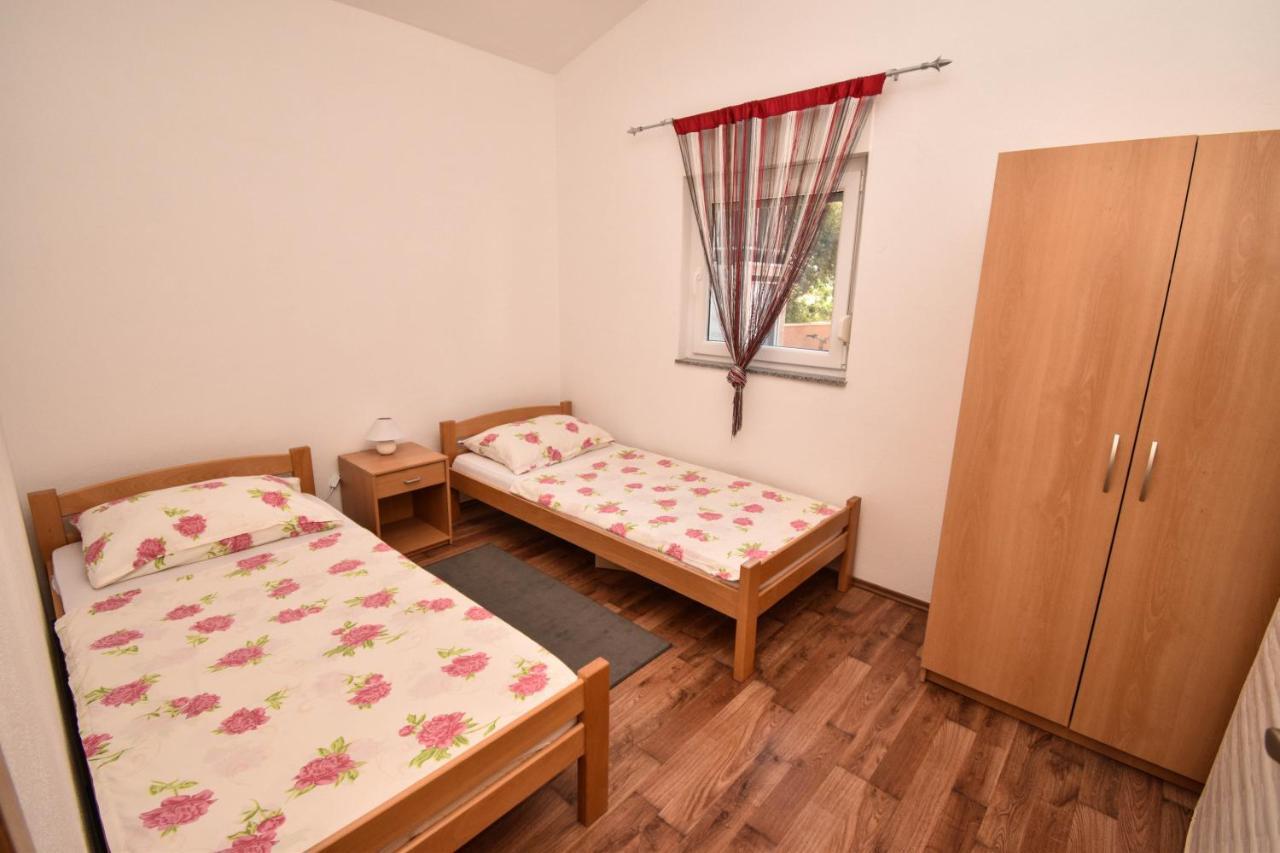 Apartmani Lukic Vir Dış mekan fotoğraf