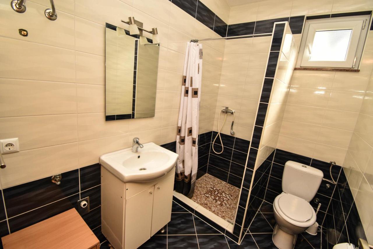 Apartmani Lukic Vir Dış mekan fotoğraf