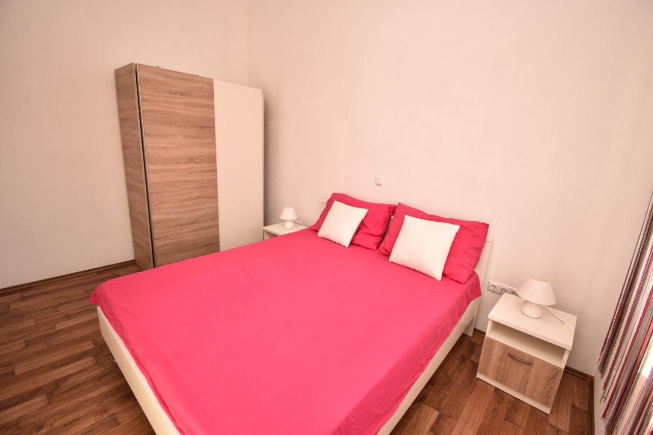 Apartmani Lukic Vir Dış mekan fotoğraf