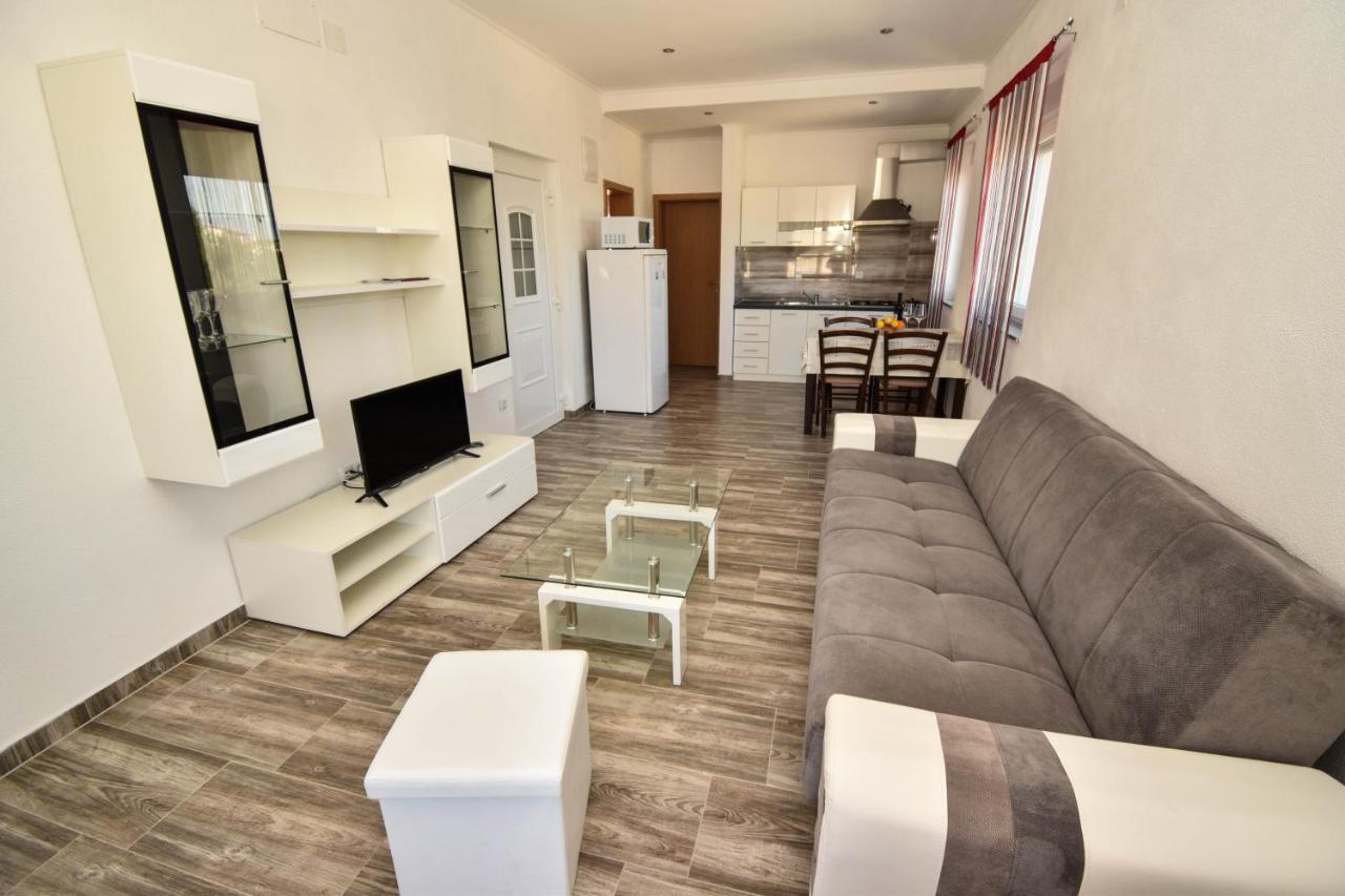 Apartmani Lukic Vir Dış mekan fotoğraf